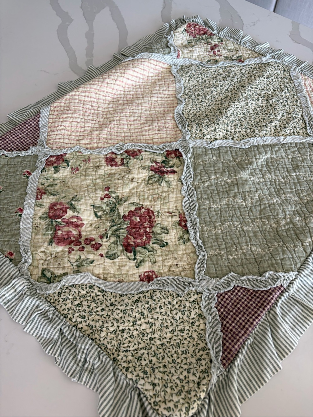 Vtg 90s y2k Laura Ashley quilted patchwork cottagecore floral ruffle edge sham